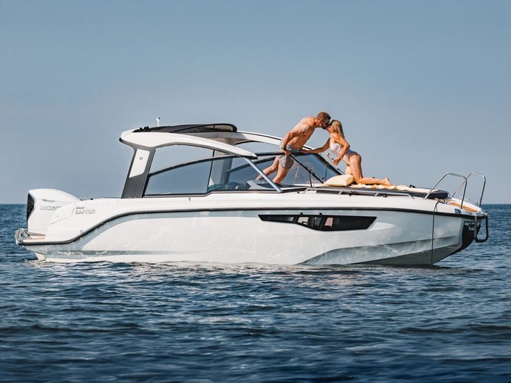 2025 Silver Raptor-ST Helsinki SK act-002