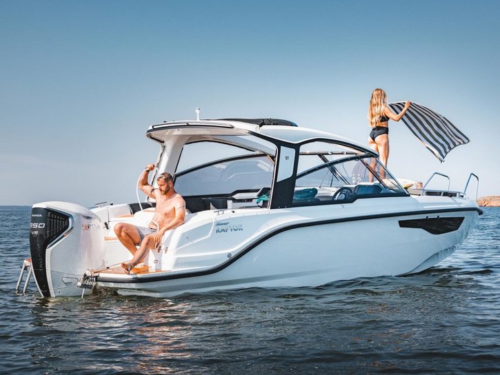 2025 Silver Raptor-ST Helsinki SK act-004