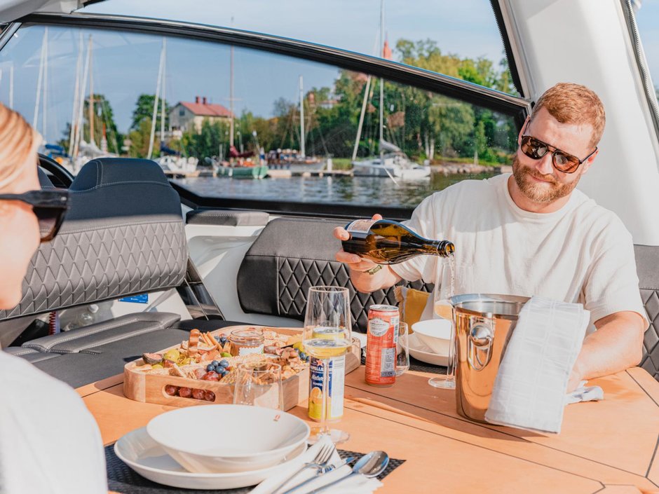 2025 Silver Raptor-ST Helsinki SK act-007