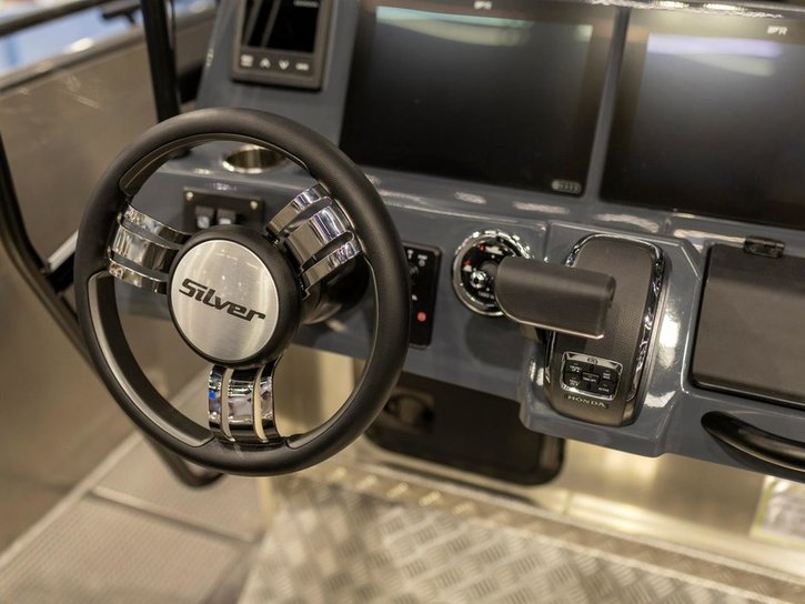 2026 Silver-Condor-CCX Vene26 Detail-001