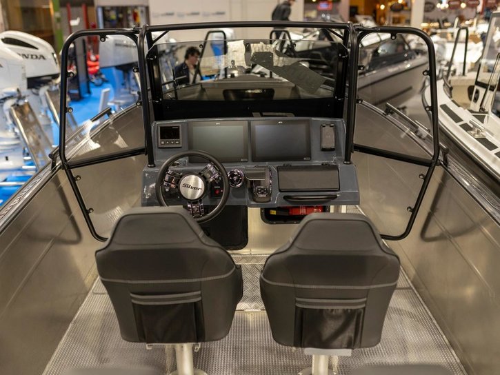 2026 Silver-Condor-CCX Vene26 Detail-003