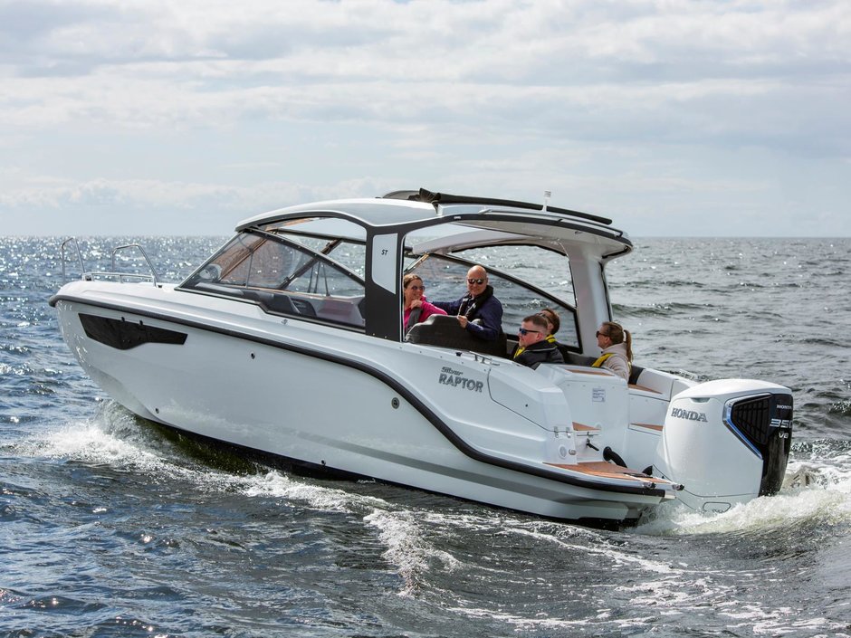 Silver Raptor ST - Fiberglass boats - Model range - Silver